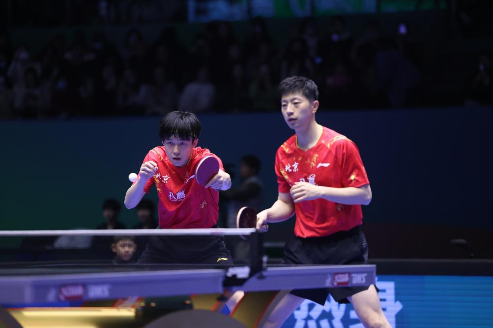 TA：球员版长袖球衣全面回归，实现从性能到美学的个性表达